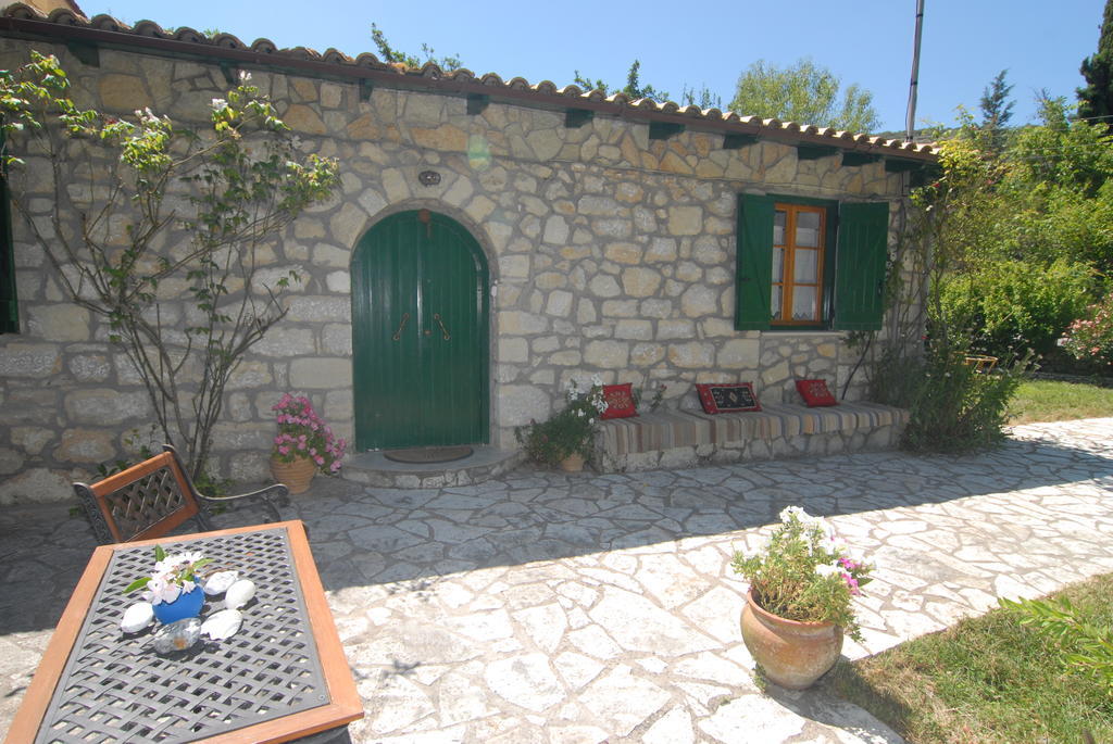 Villa Frias Asprogerakata Room photo